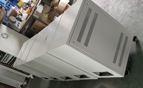 醫(yī)療設(shè)備穩(wěn)壓器.jpg 醫(yī)療設(shè)備穩(wěn)壓器.jpg